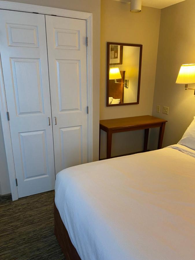 แคนเดิ้ลวูด วิลเลียมสพอร์ต Hotel วิลเลียมส์พอร์ต ภายนอก รูปภาพ